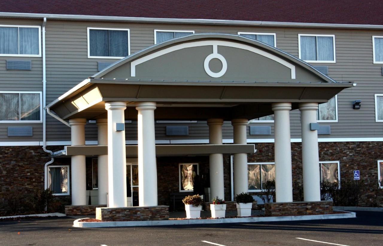 Holiday Inn Express - Ludlow - Chicopee Area By Ihg Exteriör bild