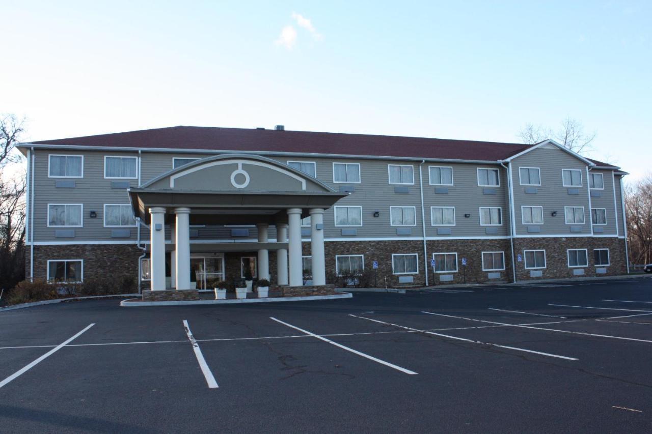 Holiday Inn Express - Ludlow - Chicopee Area By Ihg Exteriör bild