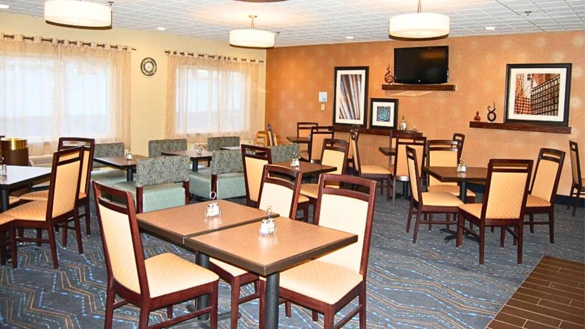 Holiday Inn Express - Ludlow - Chicopee Area By Ihg Exteriör bild