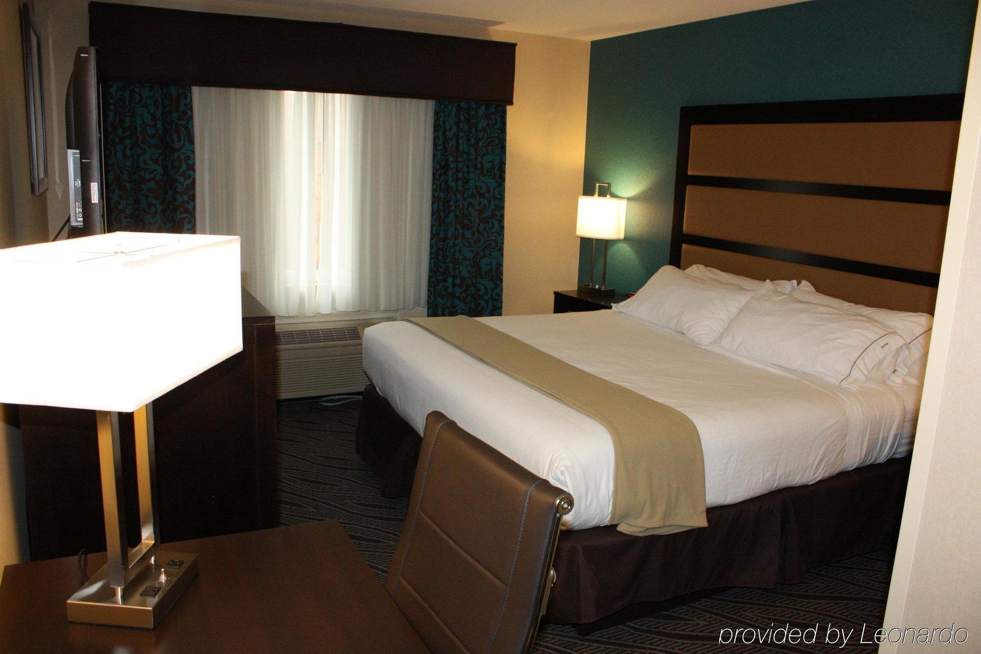 Holiday Inn Express - Ludlow - Chicopee Area By Ihg Exteriör bild